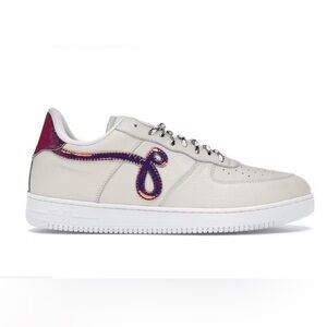 John Geiger Off White  Pebble